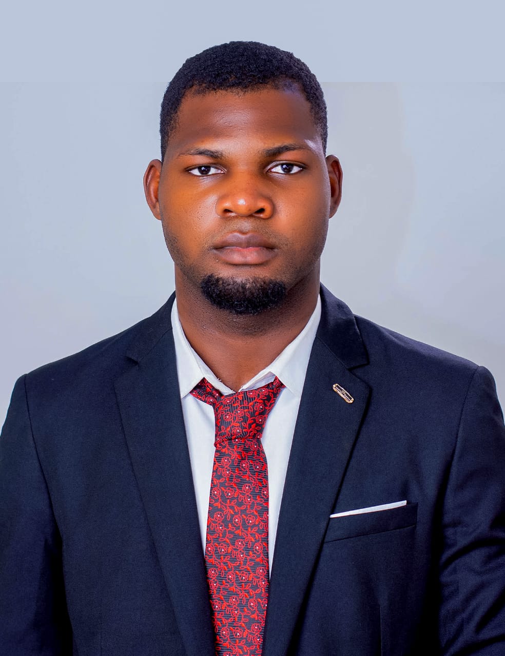 Larrydammy, founder of Larrydammy Expert, in a navy suit